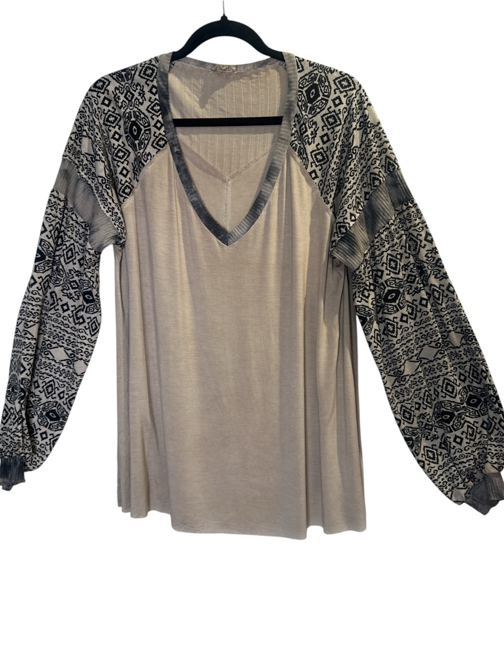 POL Aztec Print Beige Blouse - Picture 8 of 11
